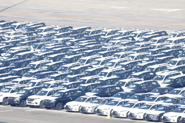 Trump to impose 25pc tariff on cars and trucks from EU